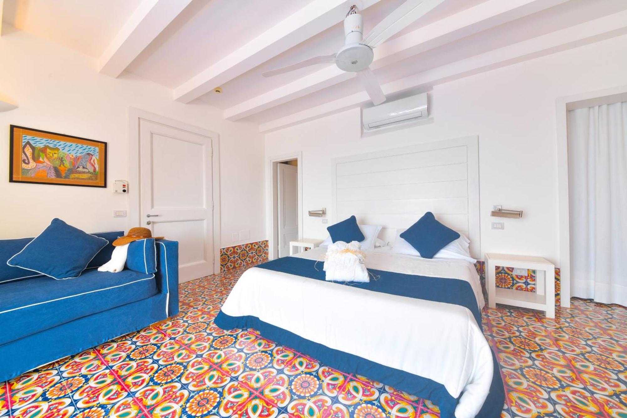 Hotel Casa Celestino Sant'Angelo  Esterno foto