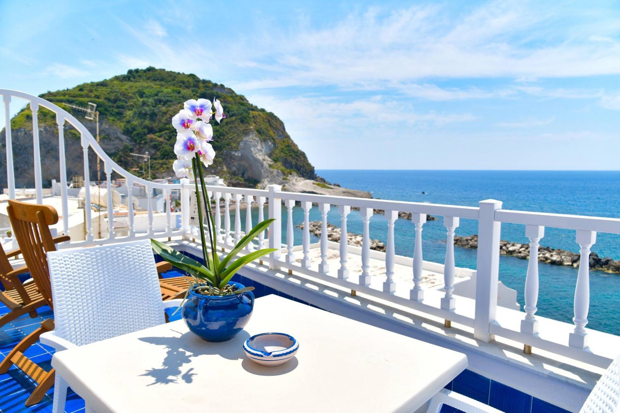 Hotel Casa Celestino Sant'Angelo  Esterno foto